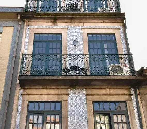 Azulejos Duplex - Downtown *