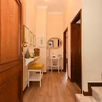 Azulejos Duplex - Downtown *