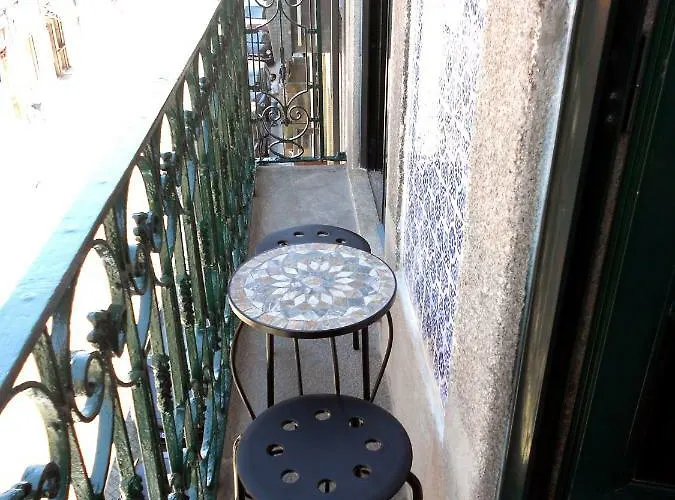 Azulejos Duplex - Downtown *